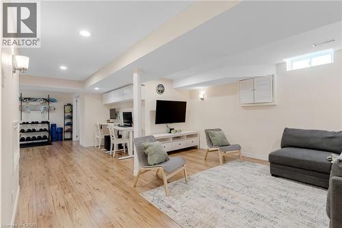 42 Handorf Drive, Cambridge, ON - Indoor