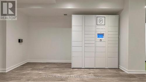 D903 - 4878 Powers Common, Burlington, ON - Indoor Photo Showing Other Room