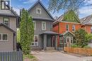 727 6Th Avenue N, Saskatoon, SK  - Outdoor With Facade 
