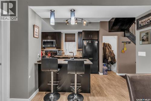 727 6Th Avenue N, Saskatoon, SK - Indoor Photo Showing Kitchen