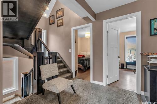 727 6Th Avenue N, Saskatoon, SK - Indoor