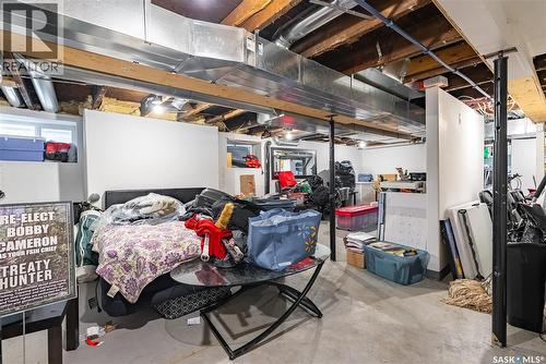 727 6Th Avenue N, Saskatoon, SK - Indoor Photo Showing Basement