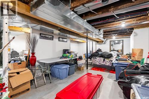 727 6Th Avenue N, Saskatoon, SK - Indoor Photo Showing Basement