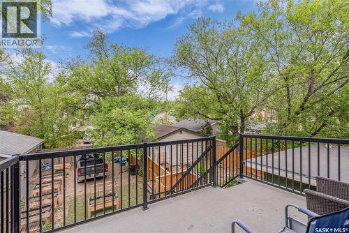 727 6Th Avenue N, Saskatoon, SK - Outdoor