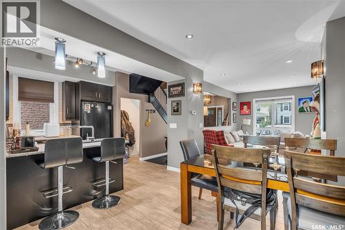 727 6Th Avenue N, Saskatoon, SK - Indoor Photo Showing Dining Room