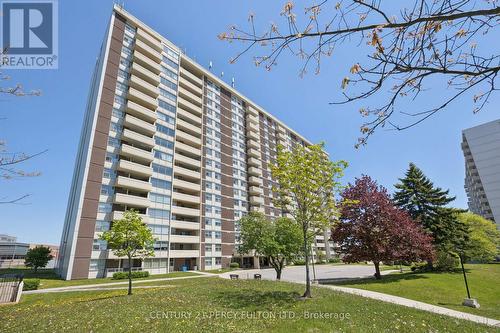 PH9 - 66 FALBY COURT  Ajax, ON L1S 3L2