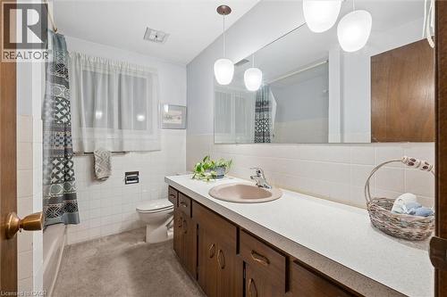 105 Silverspring Crescent, Kitchener, ON - Indoor Photo Showing Bathroom