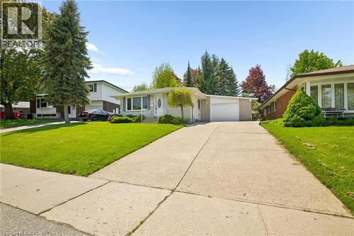 105 Silverspring Crescent, Kitchener, ON - Outdoor With Facade