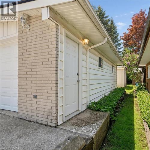 105 Silverspring Crescent, Kitchener, ON - Outdoor With Exterior