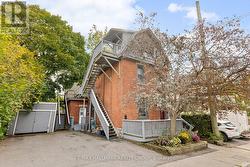 58-60 LOUISA STREET  Ottawa, ON K1R 6Y8