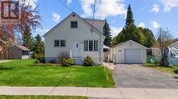 168 Levesque Sudbury, ON P3B 3T1