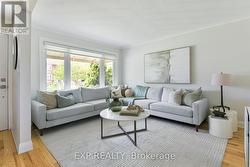 125 TREEVIEW DRIVE Toronto, ON M8W 4C4
