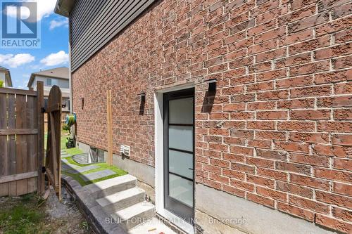 3293 Casson Way, London South (South W), ON - Outdoor