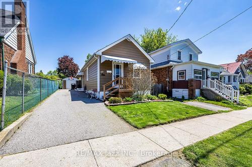 69 WESTMOUNT STREET  Oshawa (Vanier), ON L1J 4X2