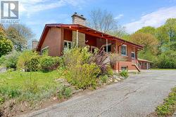 215 YONGE STREET Kingston (Central City West), ON K7M 1G2