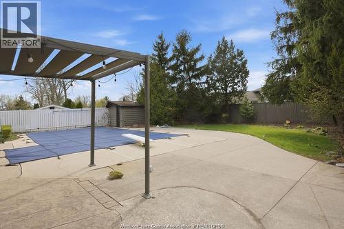 145 Centennial Drive, Tecumseh, ON - Outdoor
