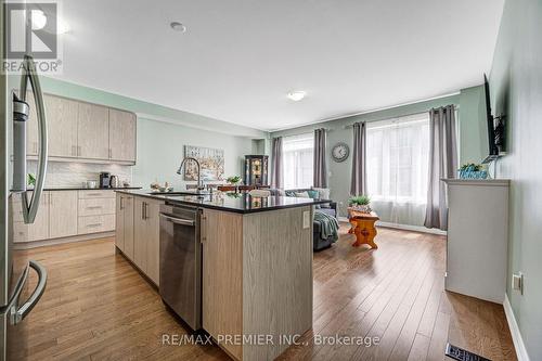 Main - 55 Singhampton Road, Vaughan, ON - Indoor Photo Showing Kitchen With Upgraded Kitchen