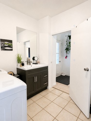 Bathroom - 700 11E Avenue, Shawinigan, QC - Indoor Photo Showing Other Room
