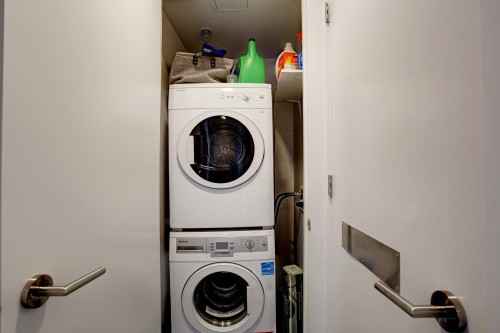 Laundry - 4402-1288 Av. Des Canadiens-De-Montréal, Montréal (Ville-Marie), QC - Indoor Photo Showing Laundry Room
