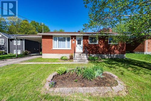 36 SELKIRK STREET  Petawawa, ON K8H 1P2
