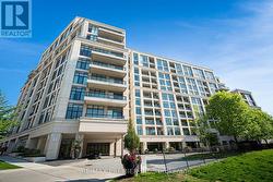 810 - 2 OLD MILL DRIVE Toronto, ON M6S 1R7