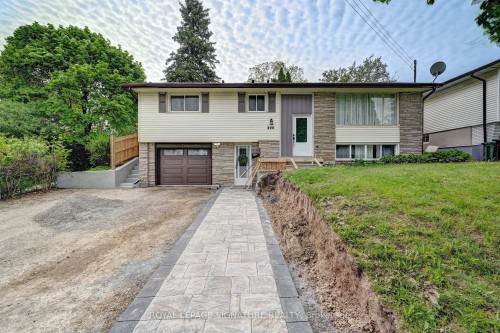 240 Stonybrook Drive, Kitchener, ON - Outdoor