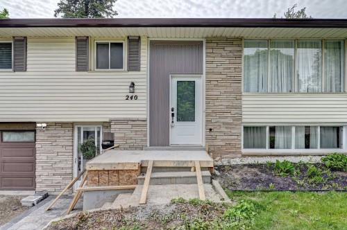 240 Stonybrook Drive, Kitchener, ON - Outdoor With Exterior