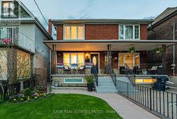 39A UXBRIDGE AVENUE Toronto, ON M6N 2Y1