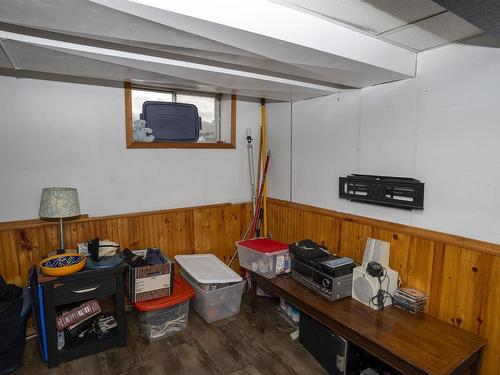 9 Ruttan, Thunder Bay, ON - Indoor