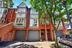 895 MAPLE Avenue Unit# 409  Burlington, ON L7S 2H7
