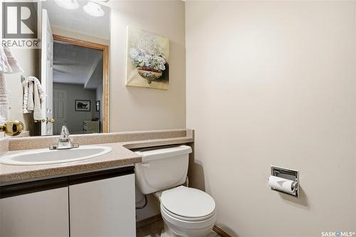 134 960 Assiniboine Avenue E, Regina, SK - Indoor Photo Showing Bathroom