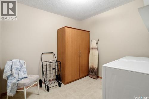 134 960 Assiniboine Avenue E, Regina, SK - Indoor Photo Showing Laundry Room