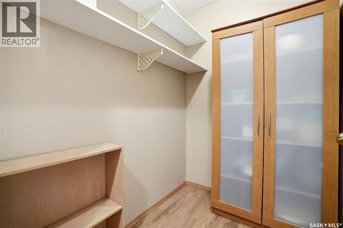 134 960 Assiniboine Avenue E, Regina, SK - Indoor