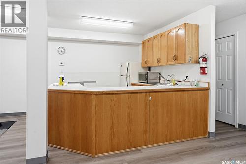 134 960 Assiniboine Avenue E, Regina, SK - Indoor Photo Showing Kitchen