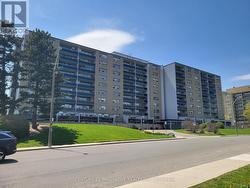 910 - 15 ALBRIGHT ROAD S  Hamilton, ON L8K 0A3
