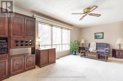 21 Pooles Road, Springwater, ON - Indoor