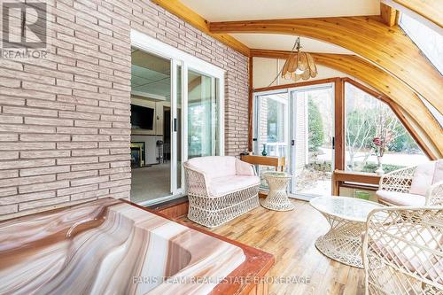 21 Pooles Road, Springwater, ON - 