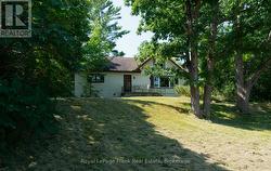 3320 BUCKHORN ROAD Selwyn, ON K0L 1J0