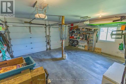 609 Brick Road, Selwyn, ON - Indoor Photo Showing Garage