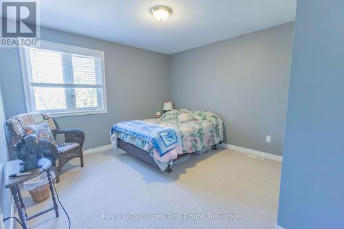 609 Brick Road, Selwyn, ON - Indoor Photo Showing Bedroom