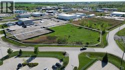 511 GLADWISH DRIVE Sarnia, ON N7T 7H3