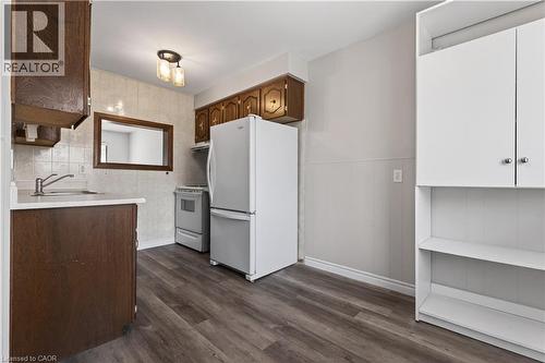 2700 Barton Street E Unit# 31, Hamilton, ON - Indoor Photo Showing Kitchen