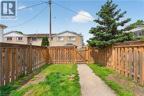 2700 Barton Street E Unit# 31, Hamilton, ON - Outdoor