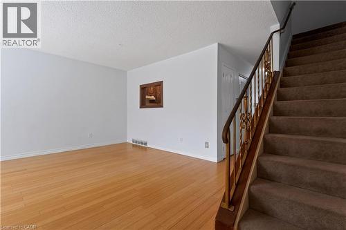 2700 Barton Street E Unit# 31, Hamilton, ON - Indoor Photo Showing Other Room