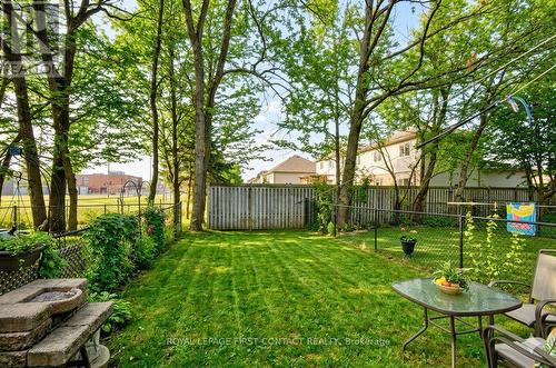 88 Michael Crescent, Barrie, ON - Outdoor With Backyard