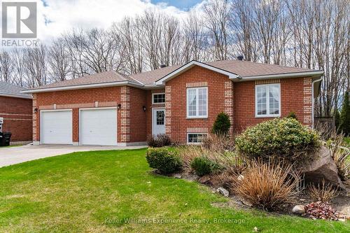 4 BYRNES CRESCENT  Penetanguishene, ON L9M 1W4
