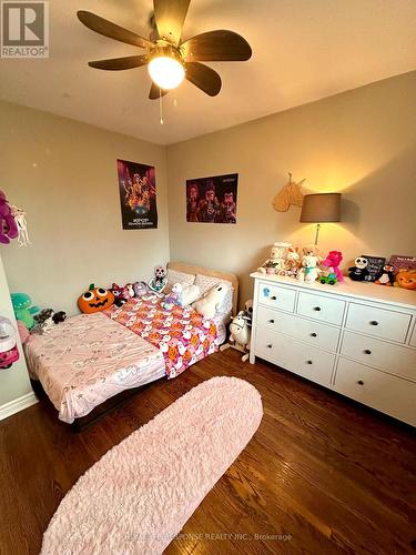 3430 Homark Drive, Mississauga, ON - Indoor Photo Showing Bedroom