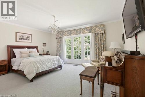 399 Hess Street S, Hamilton, ON - Indoor Photo Showing Bedroom