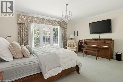 399 Hess Street S, Hamilton, ON - Indoor Photo Showing Bedroom