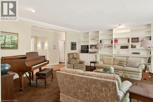 399 Hess Street S, Hamilton, ON - Indoor Photo Showing Living Room